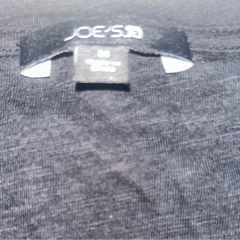 Joe’s Jeans Brand THE ARDEN SLEEVELESS TEE. Black. Size medium. - Picture 5 of 6